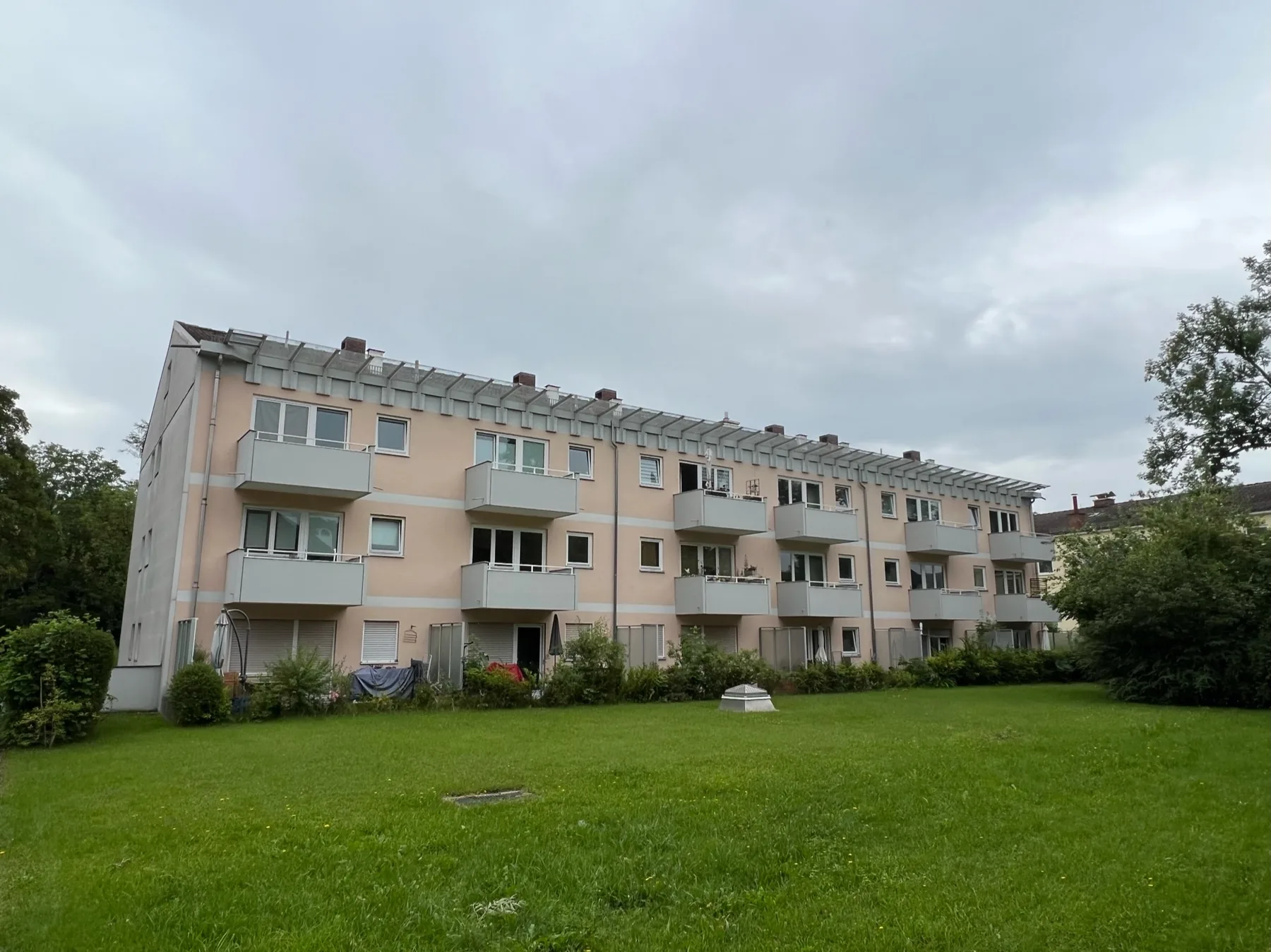 Gartenansicht der Wohnanlage in München - Bogenhausen